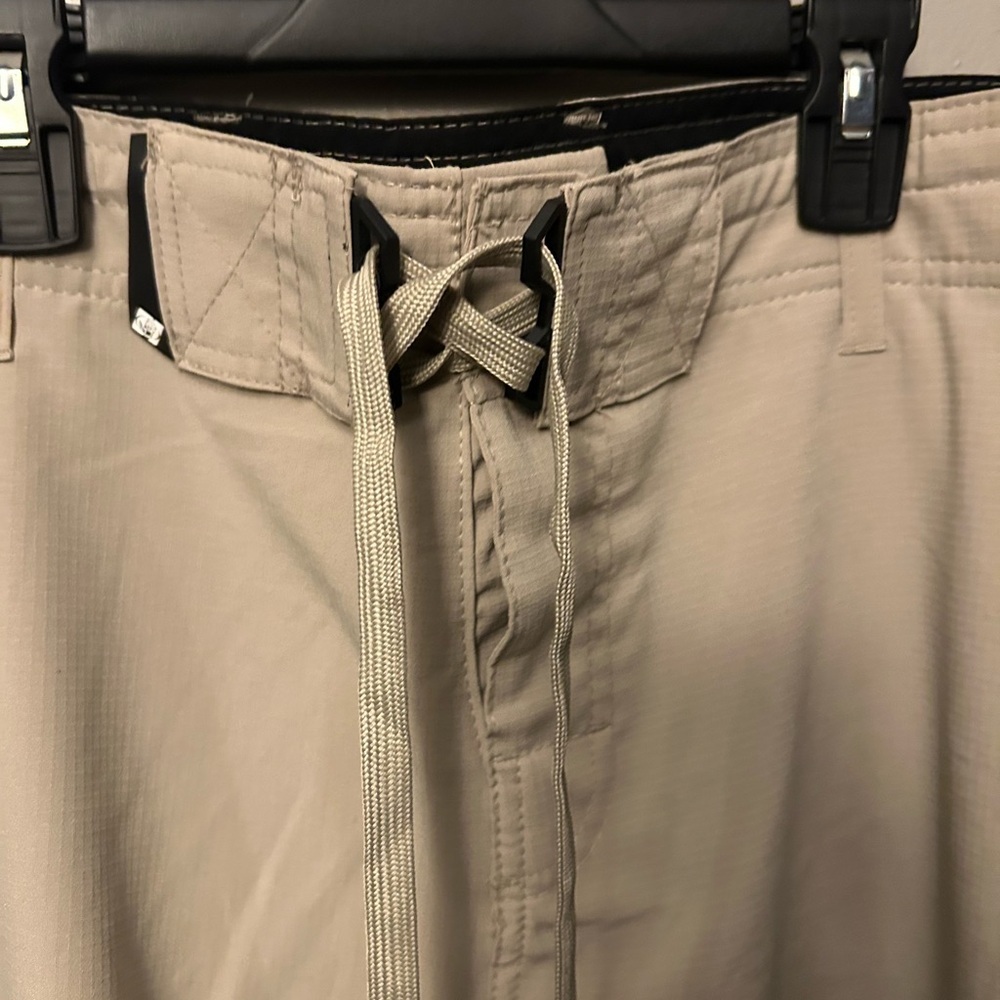 Vapor shorts - tan “amphibious” stretch ripstop cargo - Picture 4 of 10